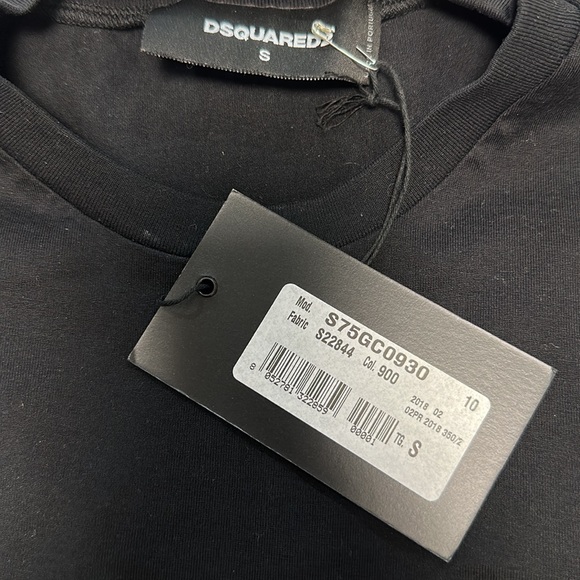 NWT DSQUADED2 T-Shirt - Size S - Black With Gold Letters - Picture 2 of 5